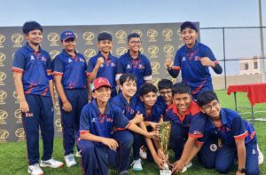 SPSA Avengers U12 team with the ECB Division A trophy